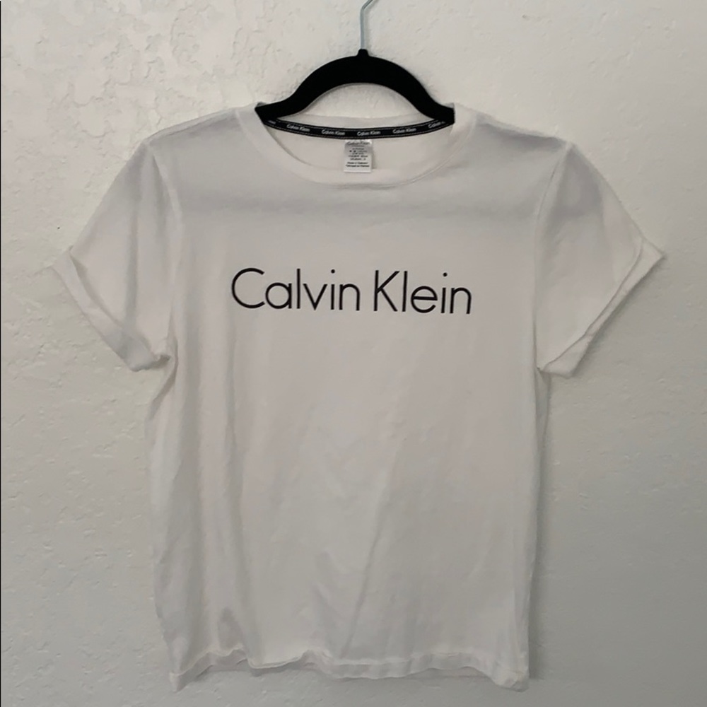 Calvin Klein t-shirt!!